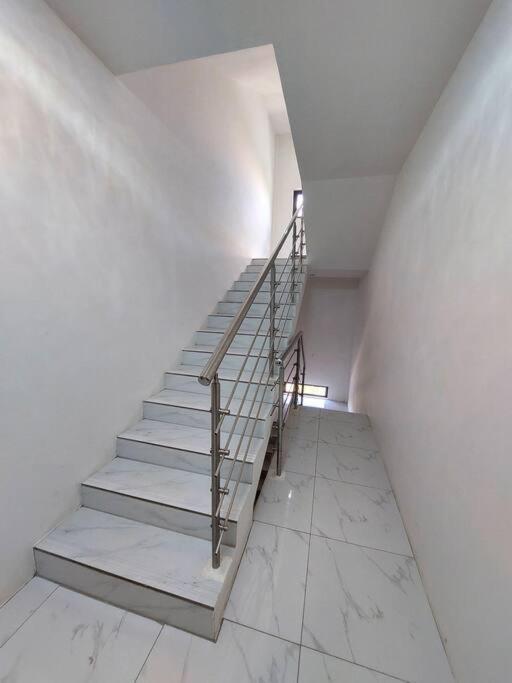 New Chic Apartment Flic En Flac Экстерьер фото